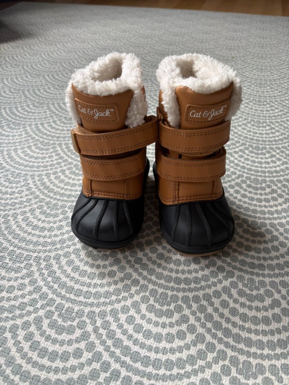 Cat & Jack Snow Boots Size 5